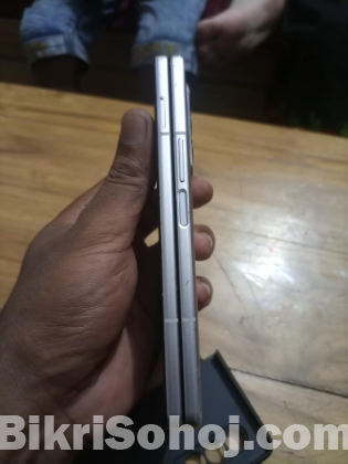 Samsung.Galaxy Zfold 3